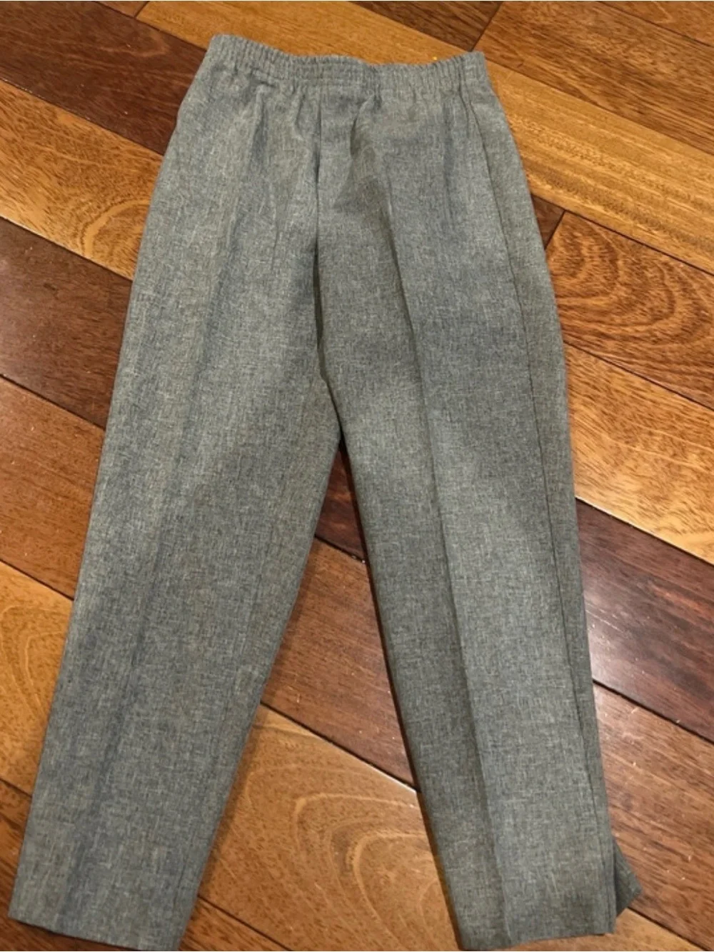 Van Heusen Boys Suit, Size 7, NWT